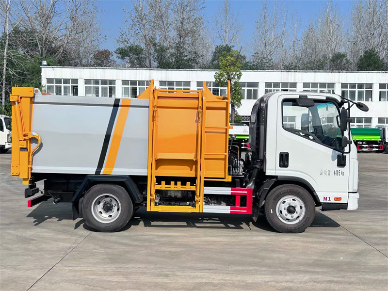 �P�R�{�Ƃ�(c��)�b���s����܇